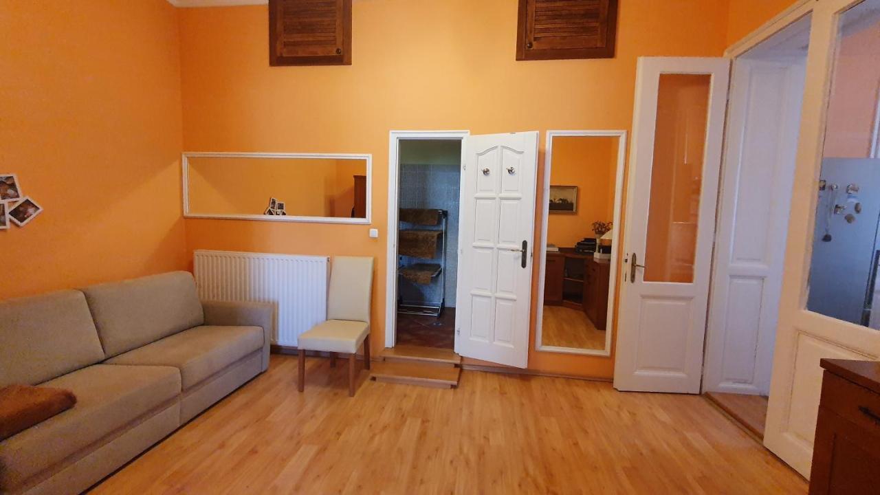 Casa Tajola Leilighet Kecskemét Eksteriør bilde